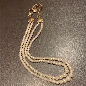 Pretty double strand faux pearl necklace!